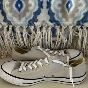 Women’s Converse’s